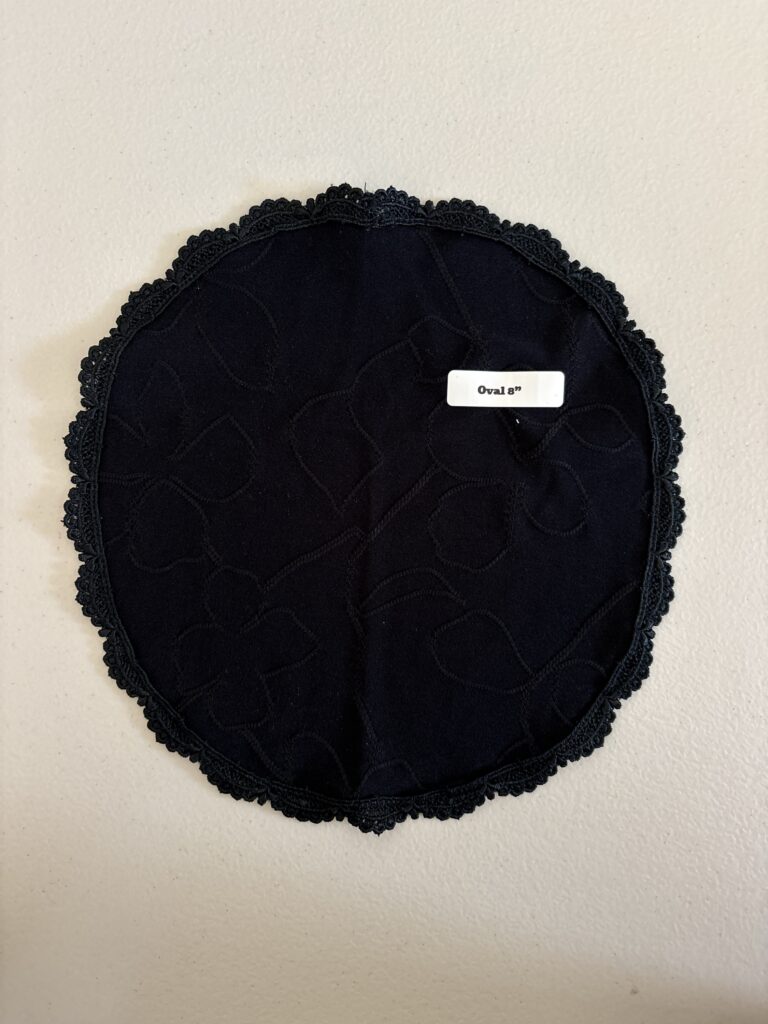 Embroidered Flower Knit, Oval 8”