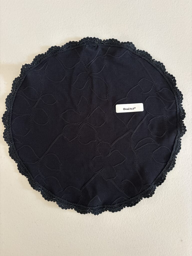 Embroidered Flower Knit, Oval 9.5”