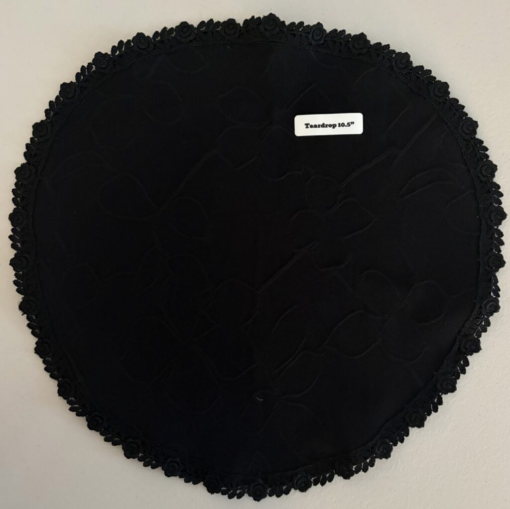 Embroidered Flower Knit, Teardrop 10.5”